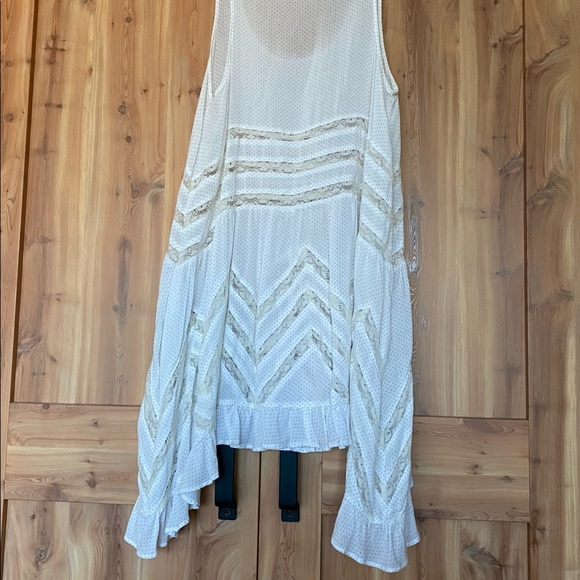 •INTIMATELY FREE PEOPLE-TRAPEZE SLIP• - Picture 3 of 4